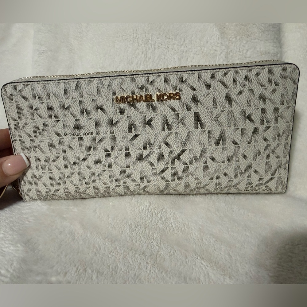 Michael Kors Beige and Brown Logo Zip Wallet